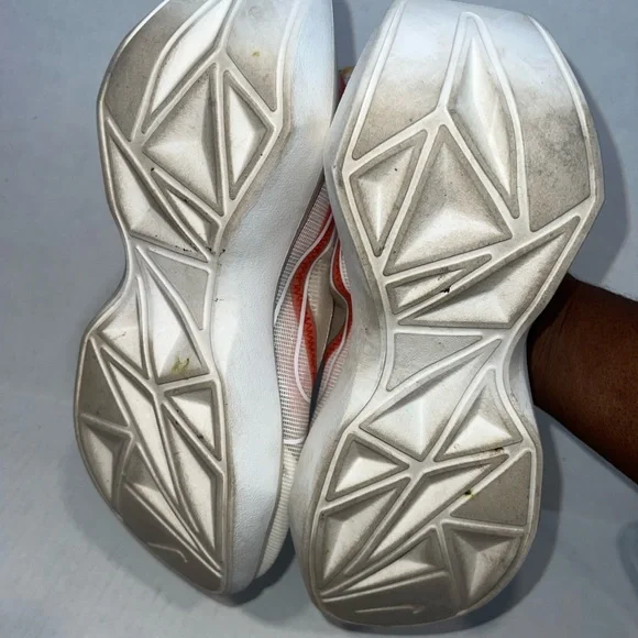 NIKE VISTA LITE SE Athletic Sneakers with Multicolor Design - Picture 7 of 14